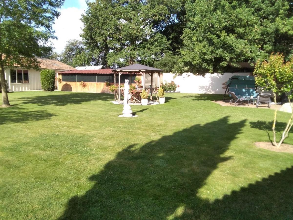 Bed and Breakfast Chez Michel et Josette à Le May-sur-Evre Extérieur photo