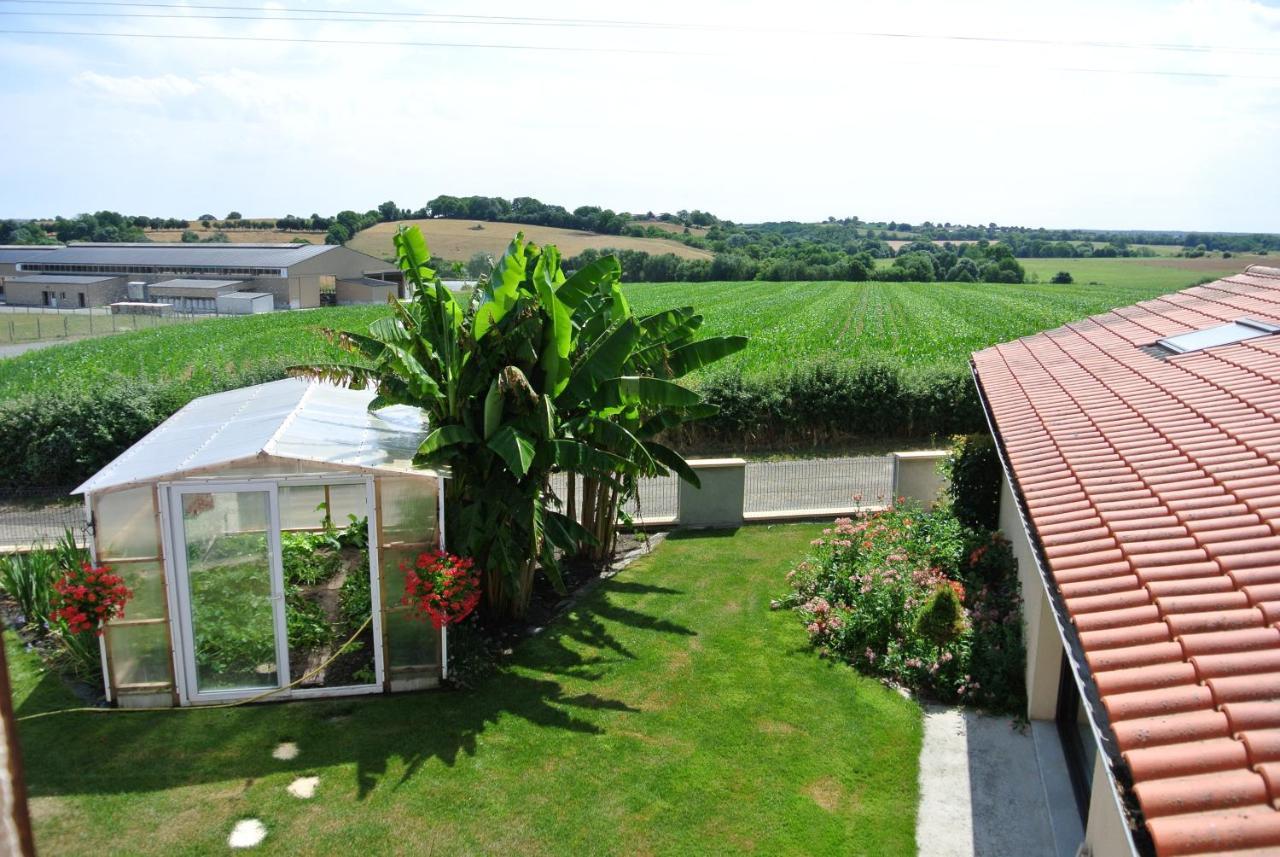 Bed and Breakfast Chez Michel et Josette à Le May-sur-Evre Extérieur photo
